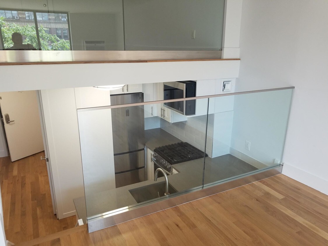 Foto principal - 220 East 22nd Street