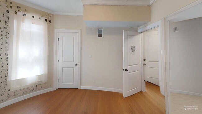 Building Photo - Mission Hill Area. Available September 1. ...