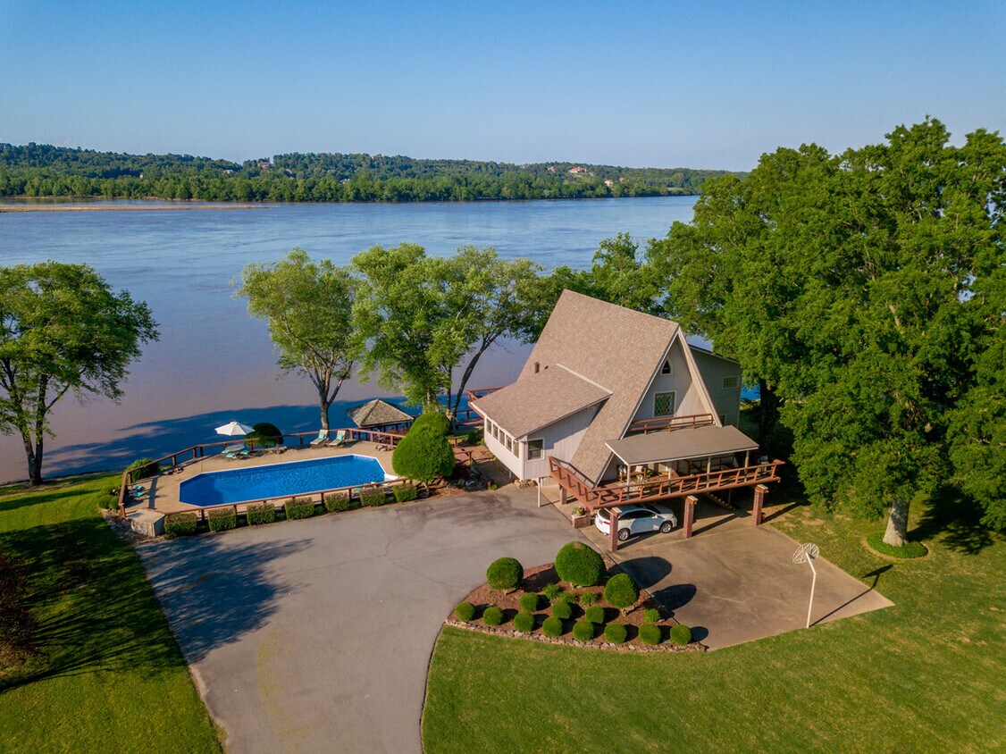 12910 County Farm Rd, Little Rock, AR 72223 House for Rent in Little