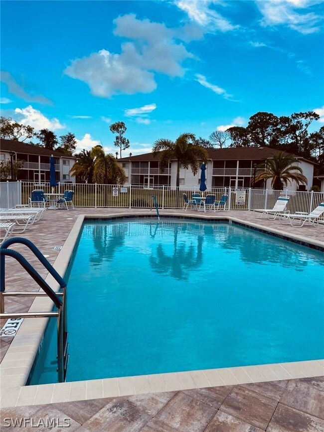 Building Photo - 2385 Naples Trace Cir