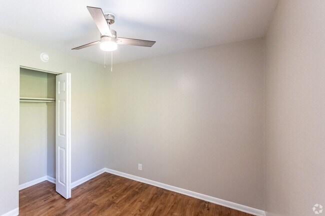 Foto del interior - Newly Renovated Oak View Apartments