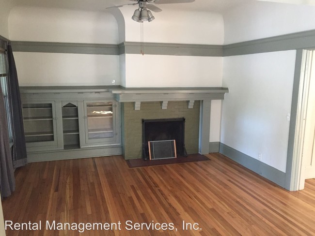 Building Photo - 1546 SE Ladd Ave