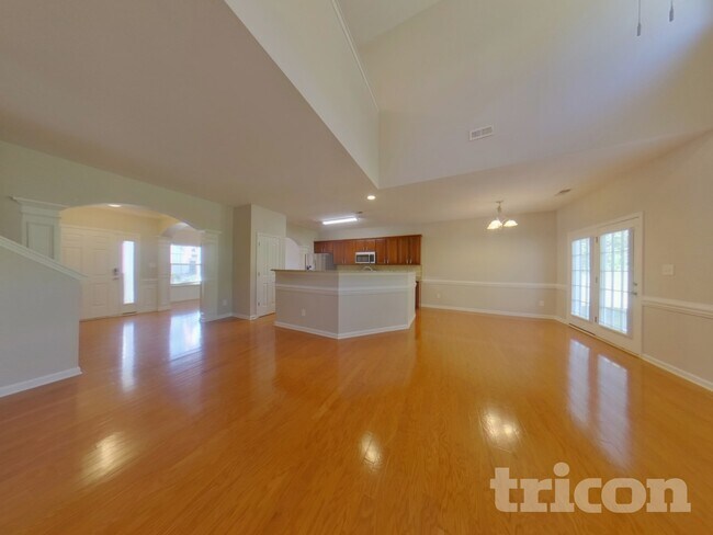 Foto del edificio - 2558 Fiddlers Glenn Dr