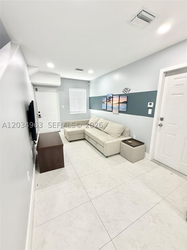 Foto del edificio - 932 NW 2nd St