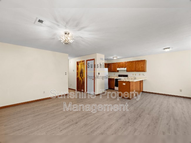Building Photo - 3468 Clover Meadow Dr