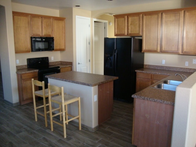 Building Photo - 3579 W Mesquite Ave