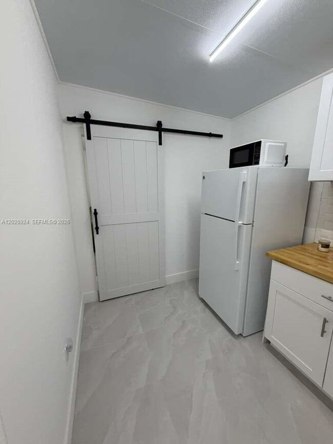 Foto del edificio - 19316 SW 121st Ave