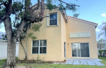 Building Photo - 17462 SW 22nd St