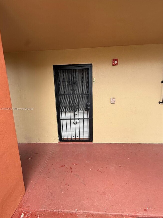 Foto del edificio - 2313 W 60th St