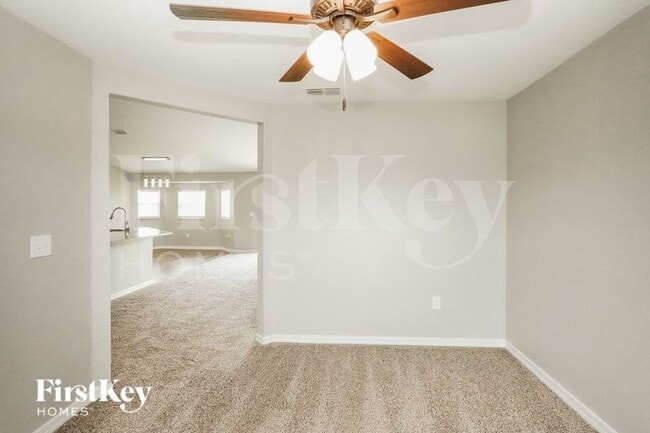 Building Photo - 444 Lanham Dr