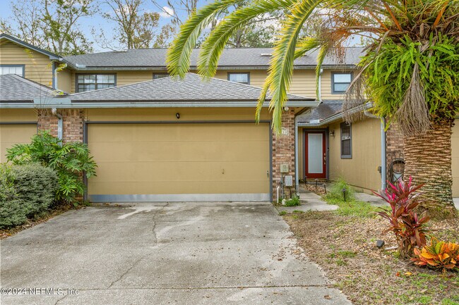 Building Photo - 3110 Paddle Creek Dr
