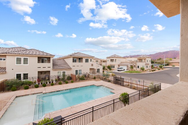 Foto del edificio - 140 W Center St