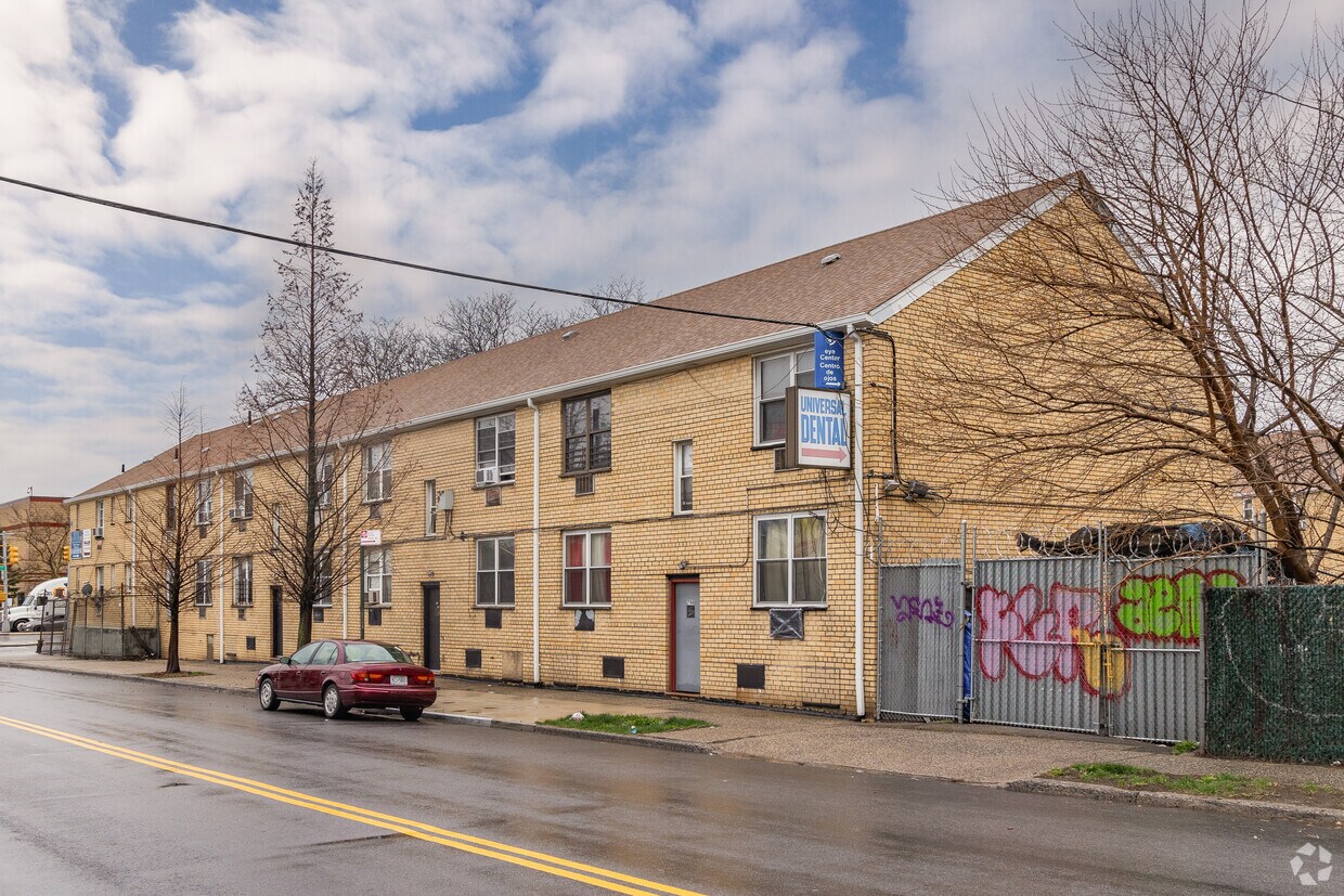 Building Photo - 2781-2791 Linden Blvd