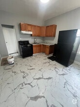 Building Photo - 207 Freeway Dr E
