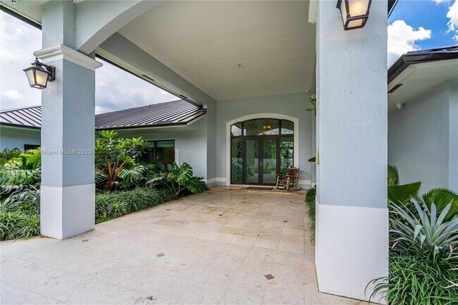 Building Photo - 16920 SW 192nd St