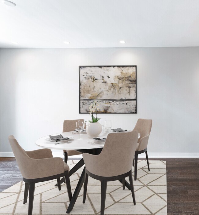 Bonus Dining Area or Office Space - 1350 Maryland Ave NE