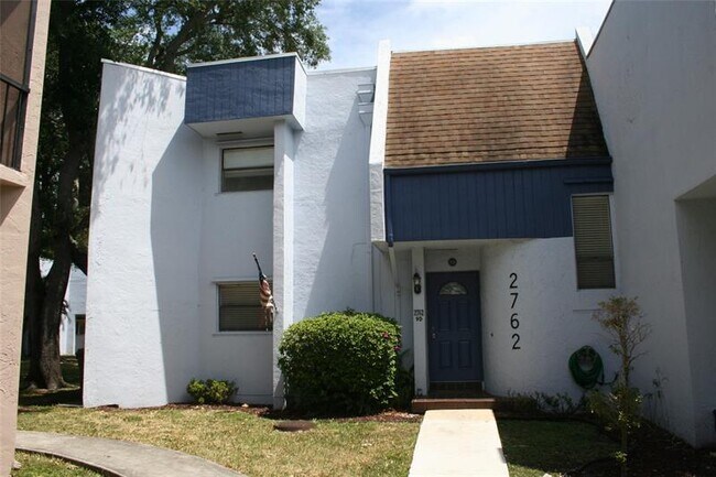 Building Photo - 2762 S University Dr