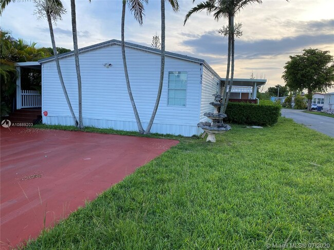 Foto del edificio - 19800 SW 180th Ave