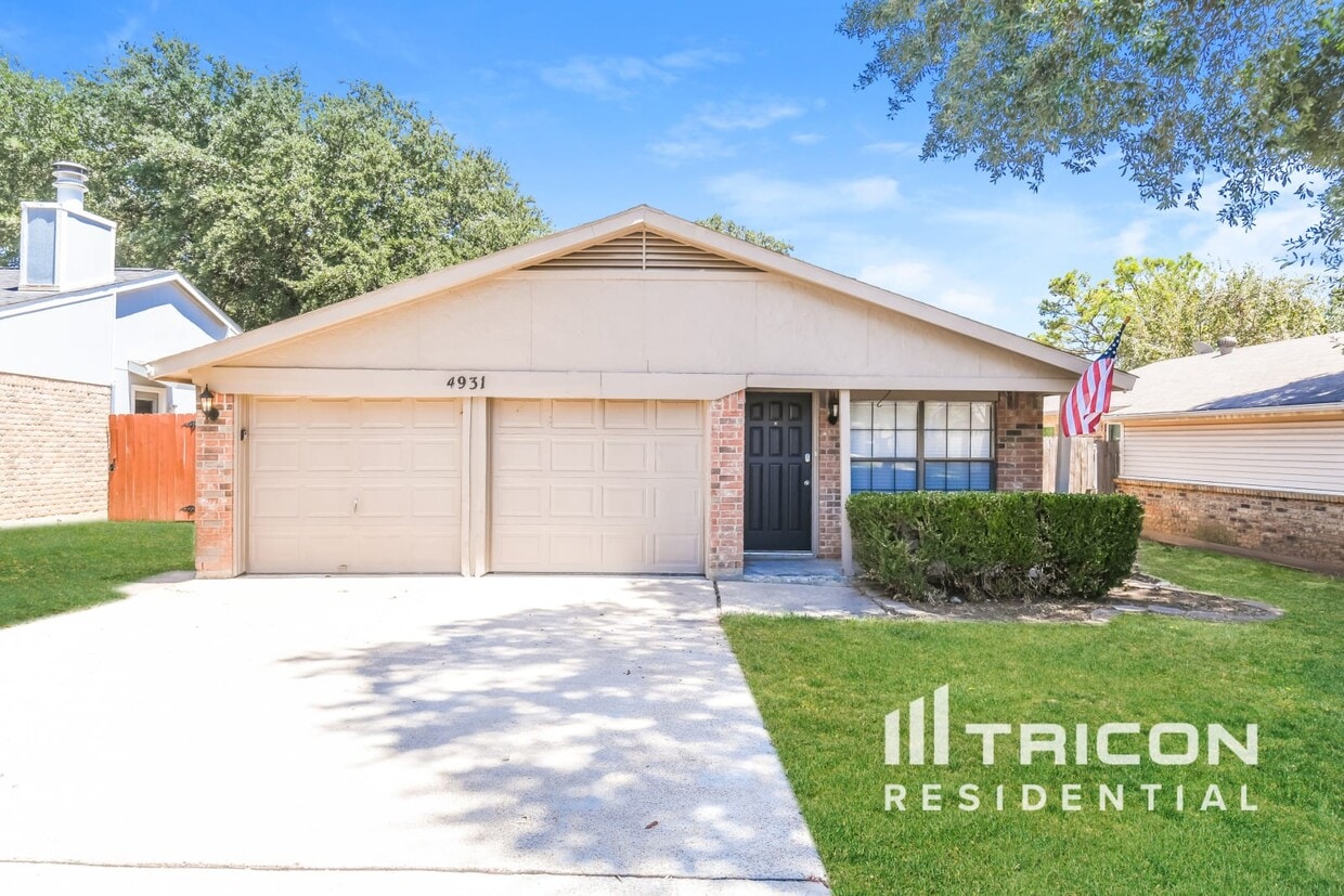 Foto principal - 4931 Darrow Ln