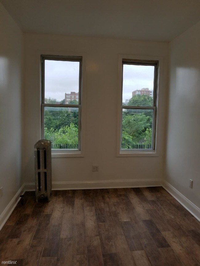 Foto del edificio - 541 Coster St