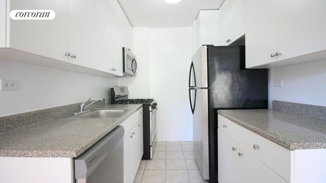 Foto del edificio - 621 Amsterdam Ave