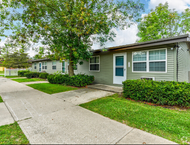 Building Photo - Evergreen Apartments