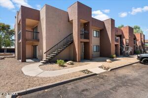 Building Photo - 3810 N Maryvale Pkwy