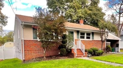 837 Prospect Ave