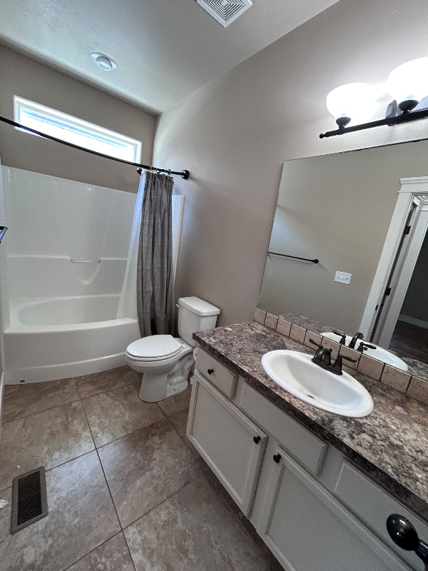 Building Photo - 2429 Independence St