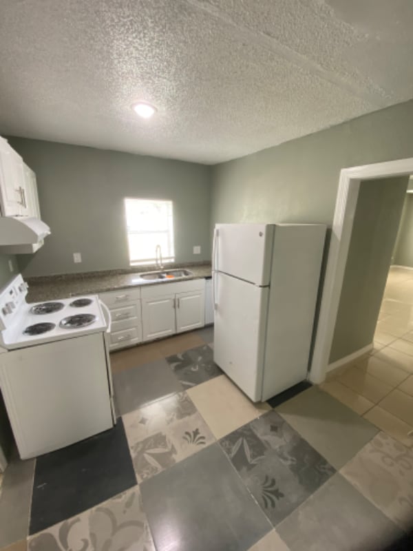 Building Photo - 634 Dr JA Wiltshire Ave