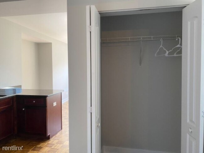 Foto del edificio - 1402 N Lake Shore Dr