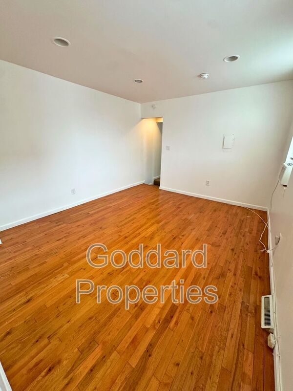 Foto del edificio - 1801 S Charles St