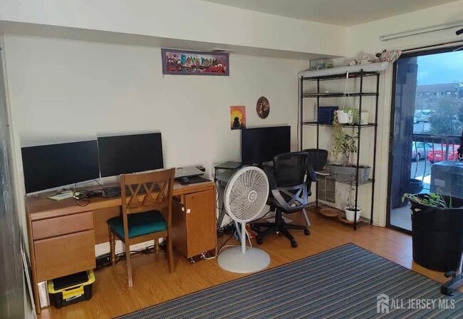 Building Photo - 1713 Raspberry Ct