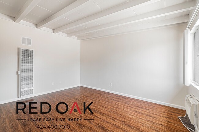 Foto del edificio - 12032 Elmcroft Ave