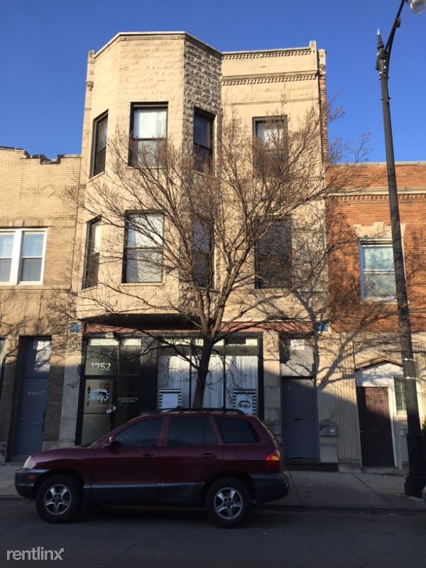 Foto principal - 3 br, 1 bath Apartment - 1752 W 35th St
