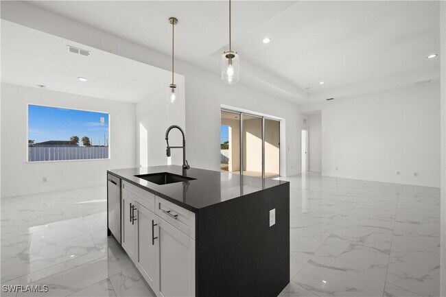 Foto del edificio - 610 NW 23rd Terrace