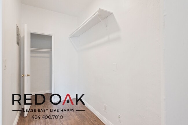 Foto del edificio - 706 N St Andrews Pl