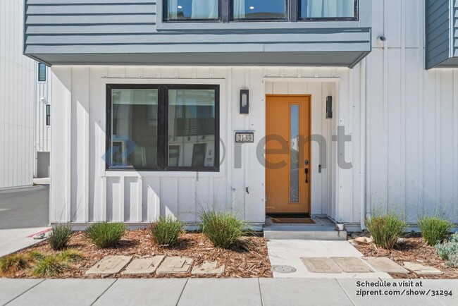 Foto del edificio - 2133 Skylark St
