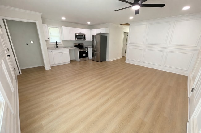 Foto del edificio - NEW CONSTRUCTION AVAILABLE APRIL 1ST!