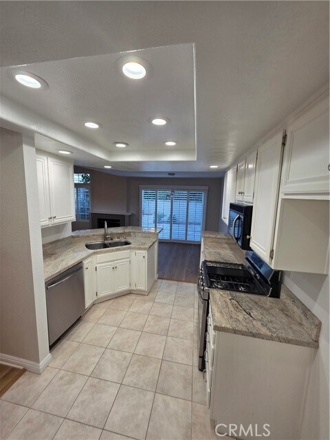 Foto del edificio - 2211 Carob Way