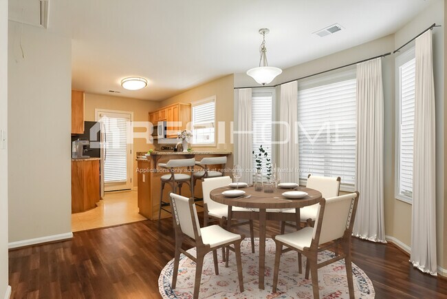 Building Photo - 1021 Wyndham Lane