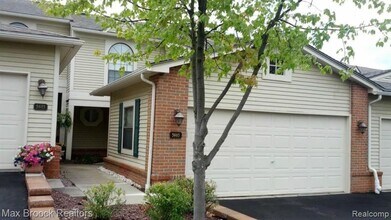 Building Photo - 5605 Drake Hollow Dr W