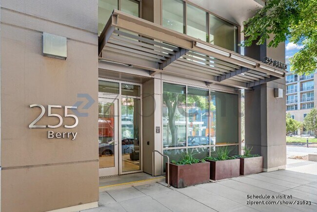 Foto del edificio - 255 Berry St