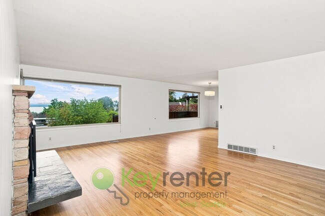 Foto del edificio - 924 S 226th Pl