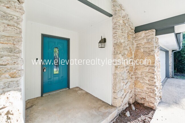 Building Photo - 7212 E 76th St