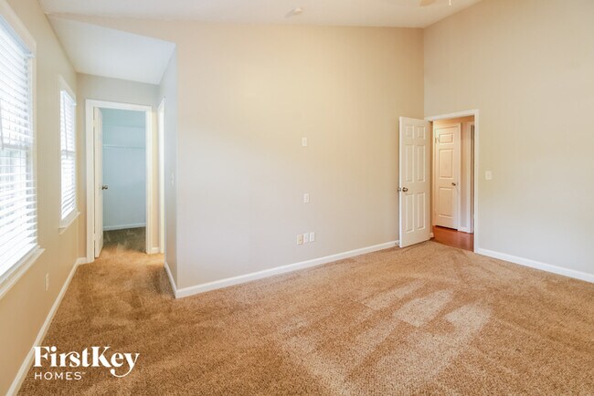 Foto del edificio - 2417 Quaker Landing Rd