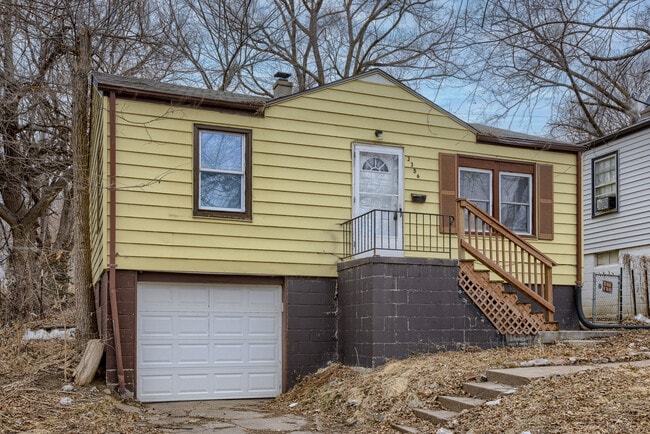 Photo - 3356 N 41st St House