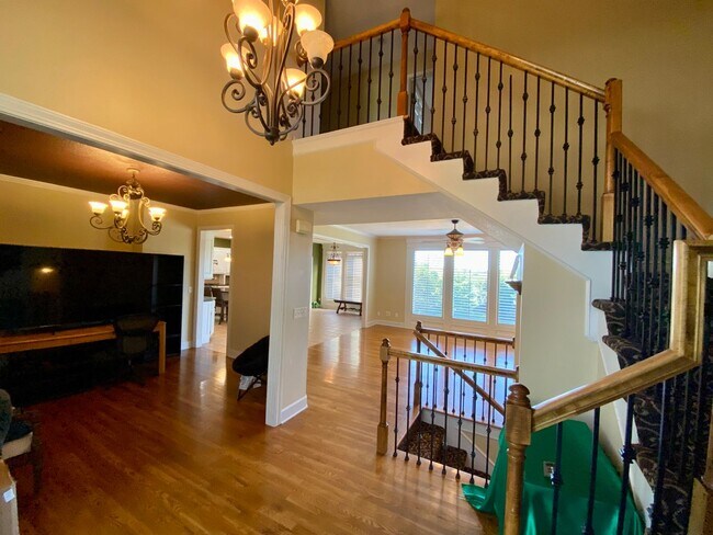 Foto del edificio - {5125} J.S Robinson 2 - Story in The Wilde...