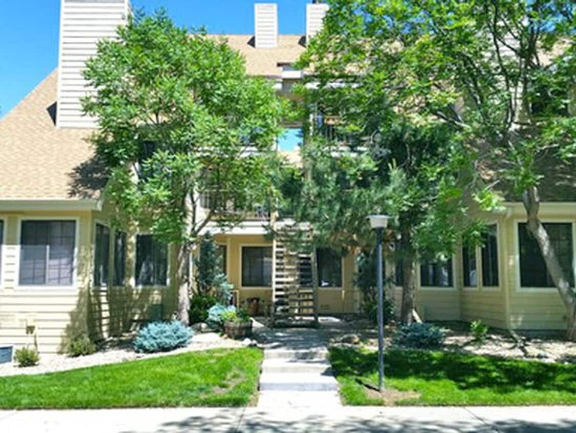 Primary Photo - Beautiful 2 bed with loft in Cherry Creek