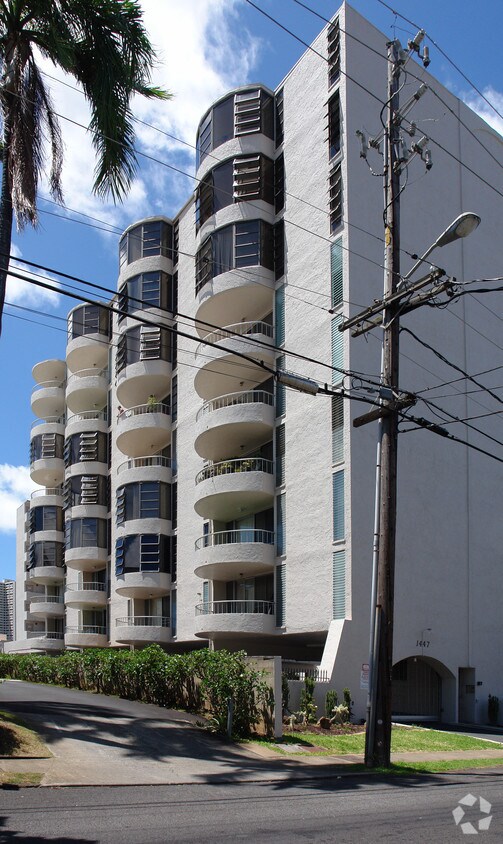 Building Photo - Ode Rancho